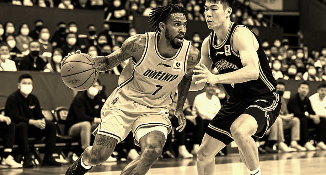 छह मिनट, तीन फ्लॉपिंग टेक्निकल और 2,000 मैचों का आधार: NBA के प्रवर्तन-चक्र की असली कहानी